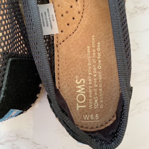 TOMS Classic Black Mesh Slip-On Shoes - Picture 5 of 5
